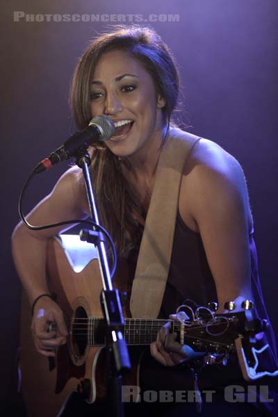 ALEX G - 2012-10-08 - PARIS - La Maroquinerie - Alexandra Teresa Blue